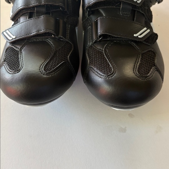 Peloton black cycling shoes. Size 39. LNWOT. - Picture 3 of 8